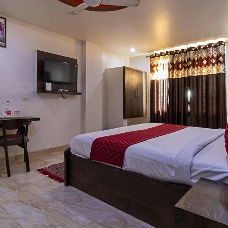 Hotel The Amour Dx Near Igi Airport Delhi New Delhi Exterior photo