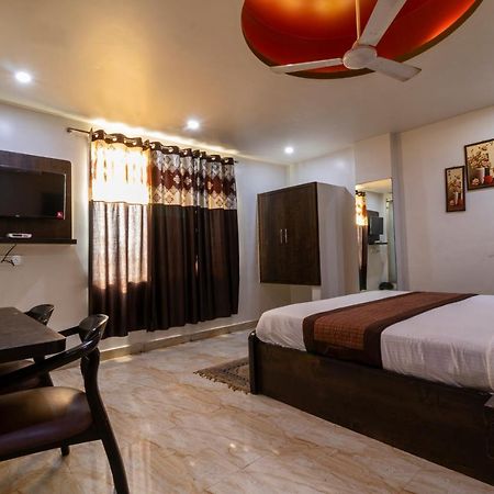 Hotel The Amour Dx Near Igi Airport Delhi New Delhi Exterior photo