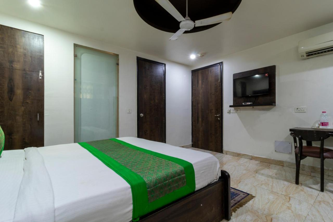 Hotel The Amour Dx Near Igi Airport Delhi New Delhi Exterior photo